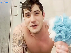 Derek Martin In Having A Shower And Playing With My Dick Deek Aesthetic – Bussyhunter