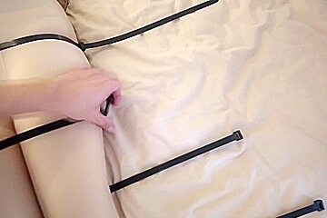 Cd Bondage