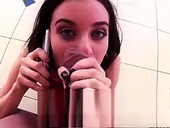 Lana Rhoades 18 Anos Pagando Boquete